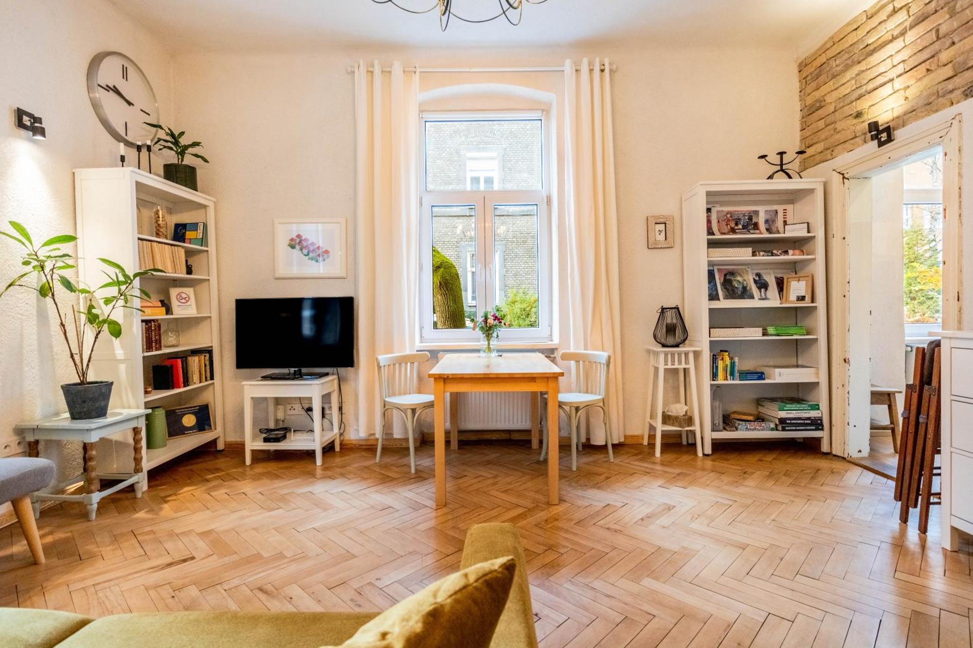 Historical Wine Apartment Bratislava Extérieur photo